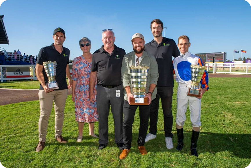 Horse racing photo 22